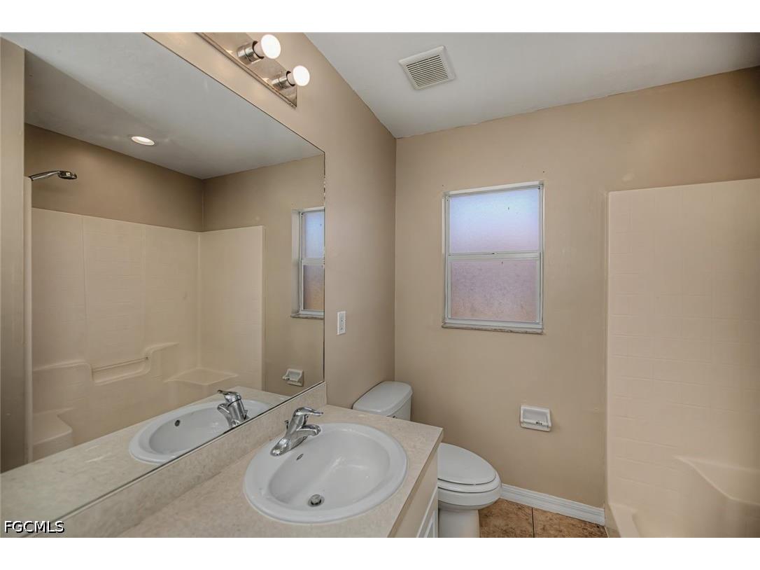 4104 13th Street SW Lehigh Acres FL 33976 2026013689 image29
