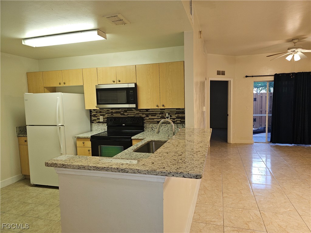 4104 Bellasol Circle #1312 Fort Myers FL 33916 2025025427 image1