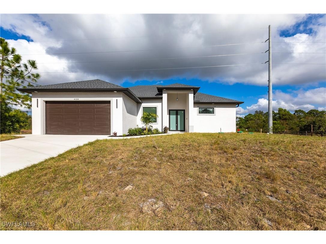 4104 Douglas Lane Lehigh Acres FL 33976 224100604 image1