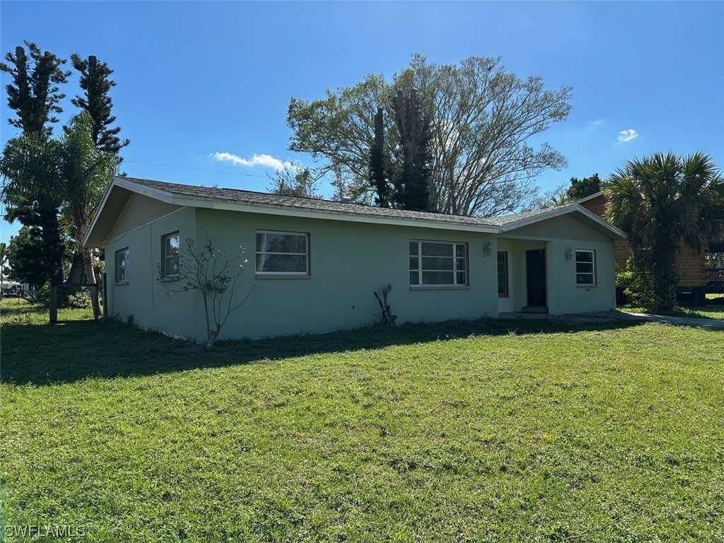 4104 E River Drive Fort Myers FL 33916 224016734 image1