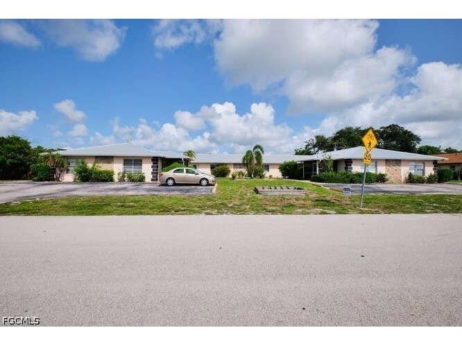 4104 SE 12th Place Cape Coral FL 33904 2026028648 image1