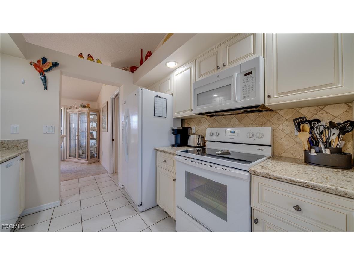 4104 SW 1st Place Cape Coral FL 33914 2025023707 image18