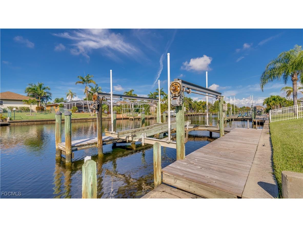 4104 SW 1st Place Cape Coral FL 33914 2025023707 image34