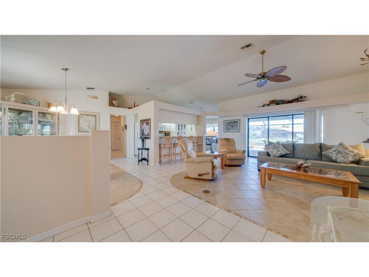 4104 SW 1st Place Cape Coral FL 33914 2025023707 image6