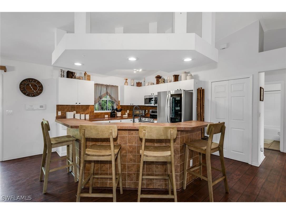 4105 2nd Avenue NE Naples FL 34120 226006857 image11