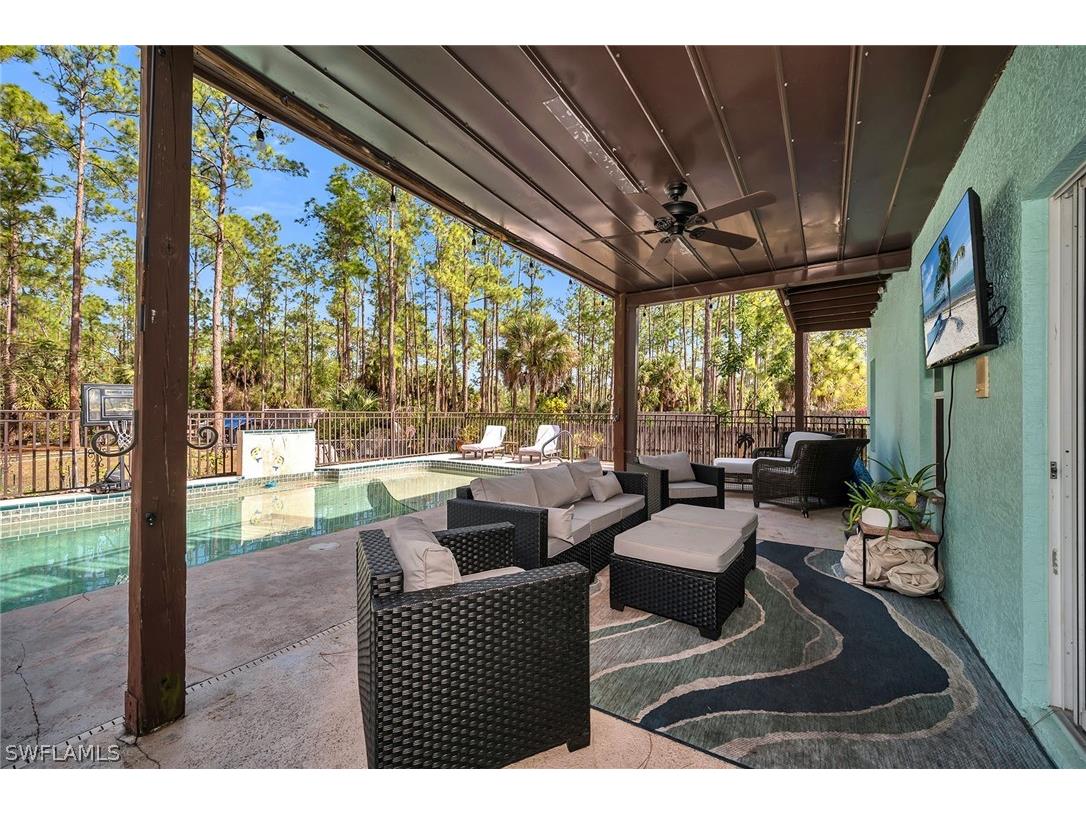 4105 2nd Avenue NE Naples FL 34120 226006857 image32