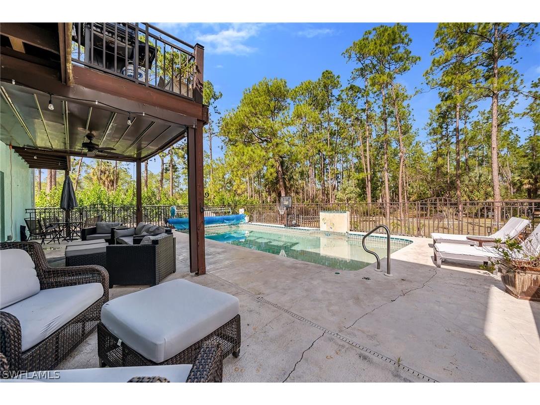 4105 2nd Avenue NE Naples FL 34120 226006857 image33