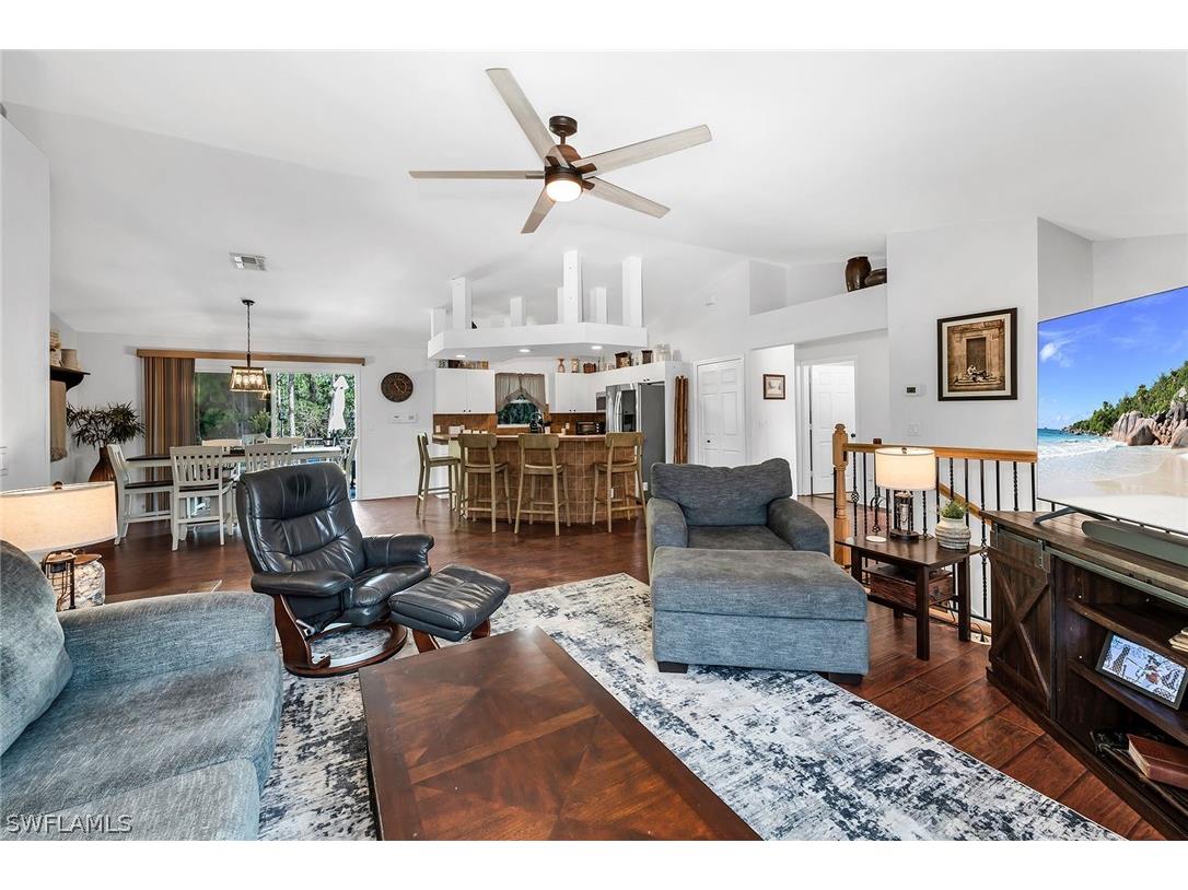 4105 2nd Avenue NE Naples FL 34120 226006857 image4