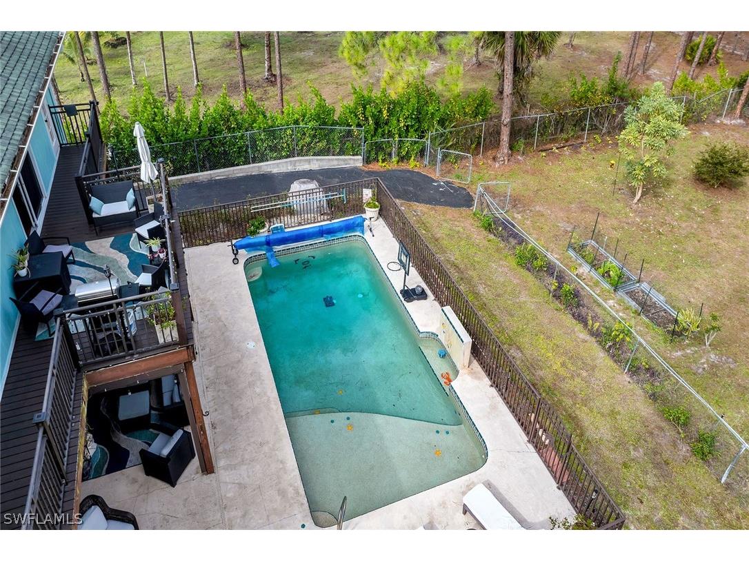 4105 2nd Avenue NE Naples FL 34120 226006857 image42