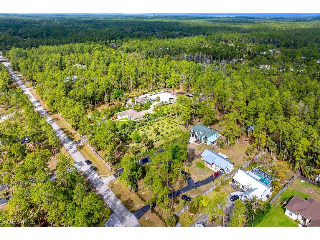 4105 2nd Avenue NE Naples FL 34120 226006857 image46