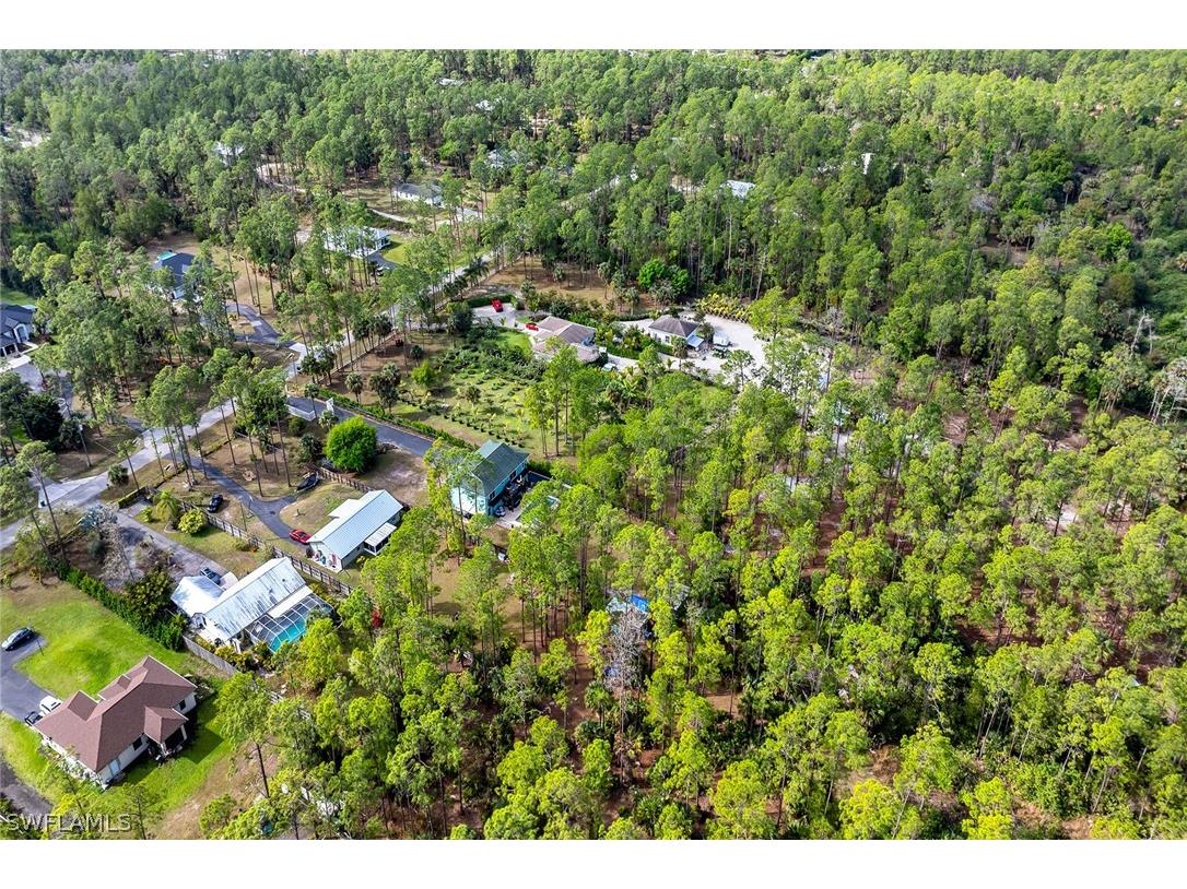 4105 2nd Avenue NE Naples FL 34120 226006857 image47