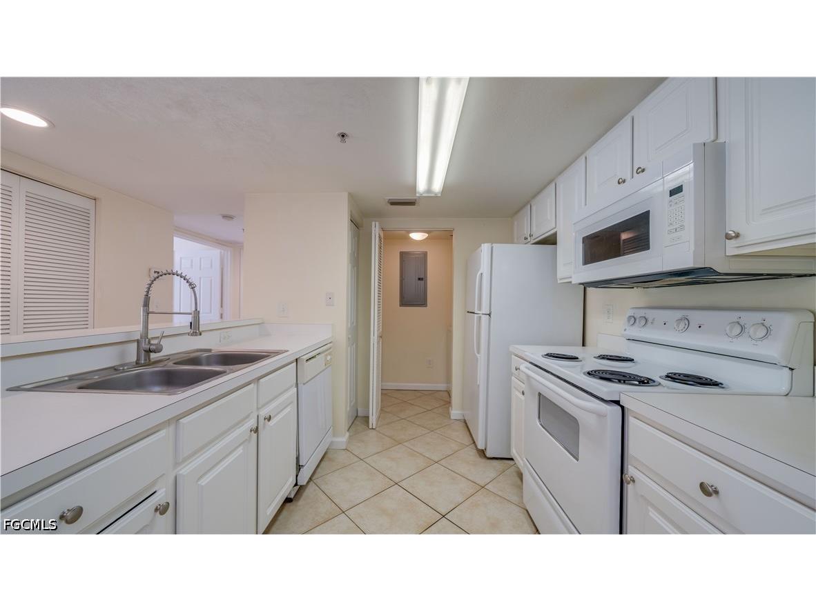 4105 Residence Drive #709 Fort Myers FL 33901 2026017808 image11
