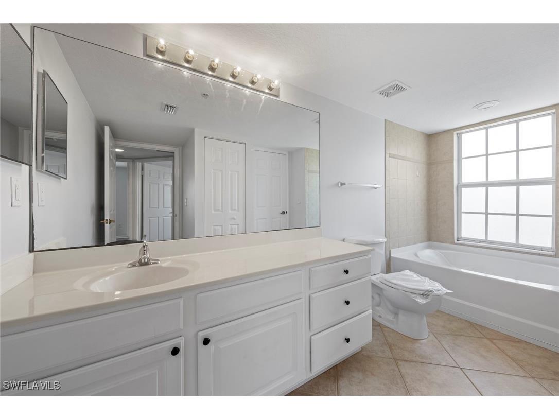 4105 Residence Drive #718 Fort Myers FL 33901 224083880 image15