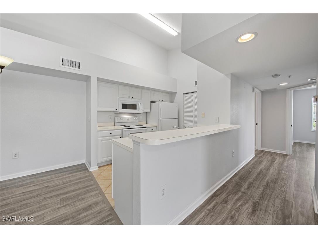 4105 Residence Drive #718 Fort Myers FL 33901 224083880 image4