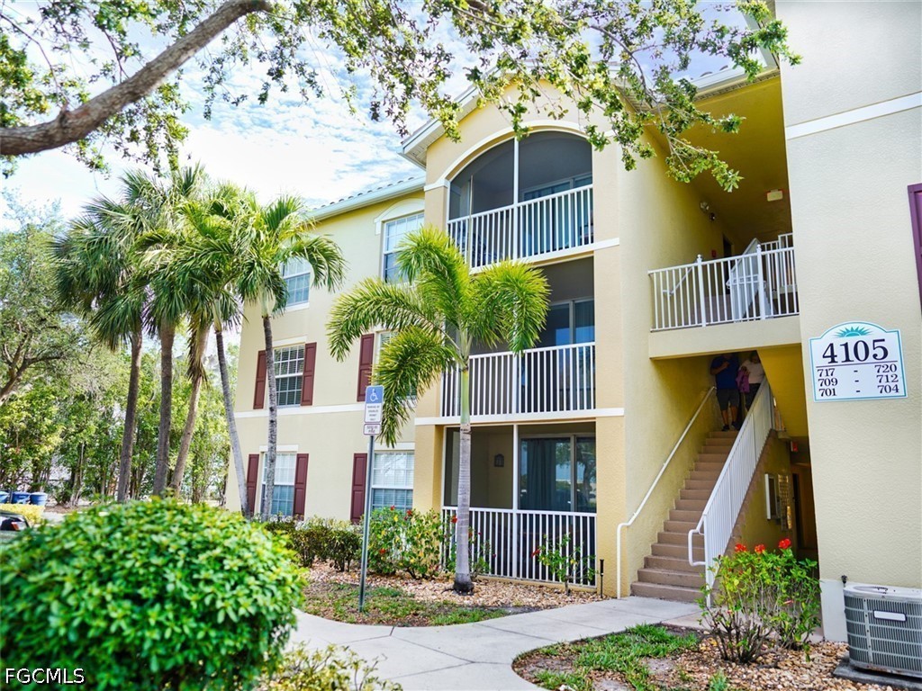 4105 Residence Drive #720 Fort Myers FL 33901 2026021536 image3