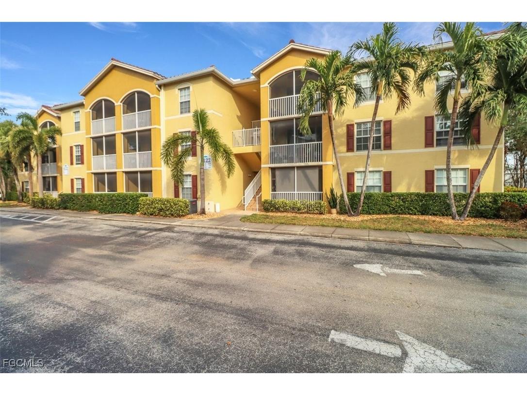 4105 Residence Drive #722 Fort Myers FL 33901 2025006146 image1