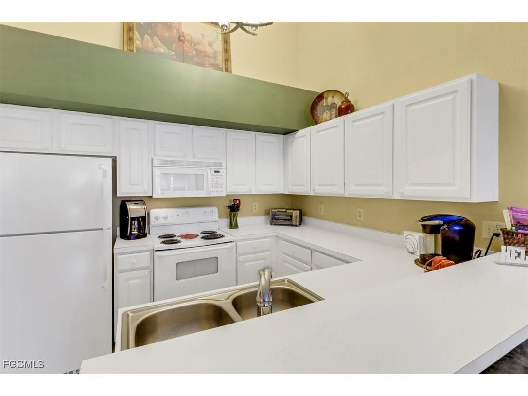 4105 Residence Drive #722 Fort Myers FL 33901 2025006146 image8