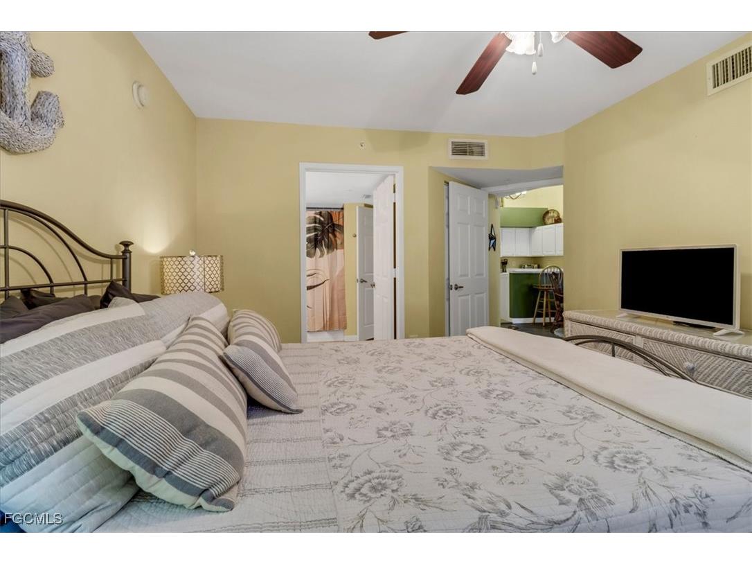 4105 Residence Drive #722 Fort Myers FL 33901 2025012414 image19