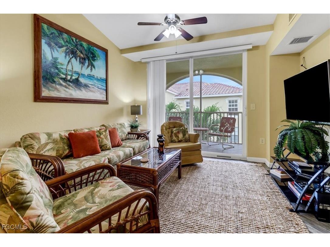 4105 Residence Drive #722 Fort Myers FL 33901 2025012414 image5