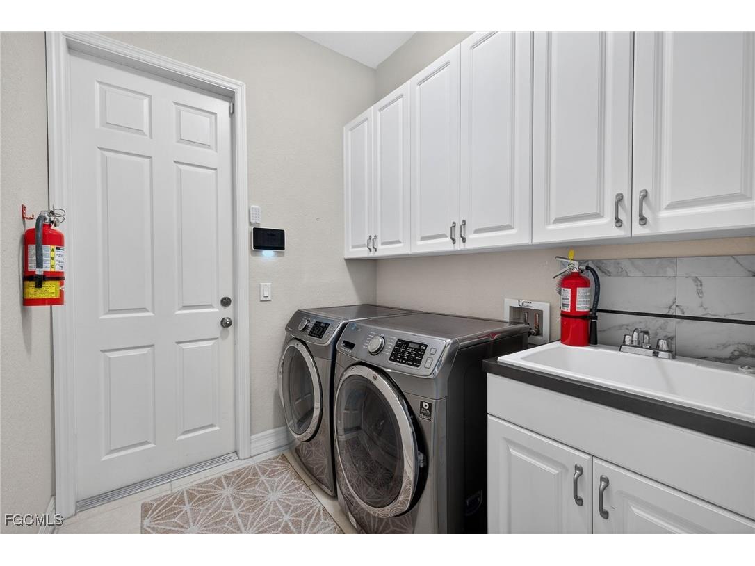 4105 SW 27th Place Cape Coral FL 33914 2025018026 image25