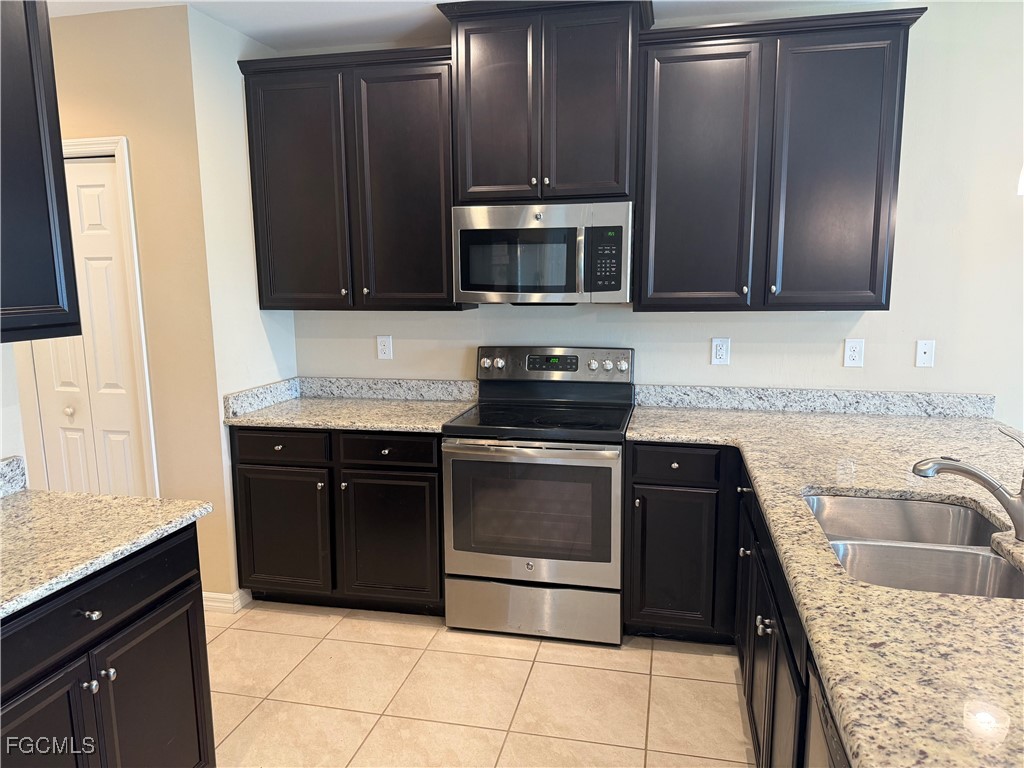 4105 Wilmont Place Fort Myers FL 33916 2025009655 image11