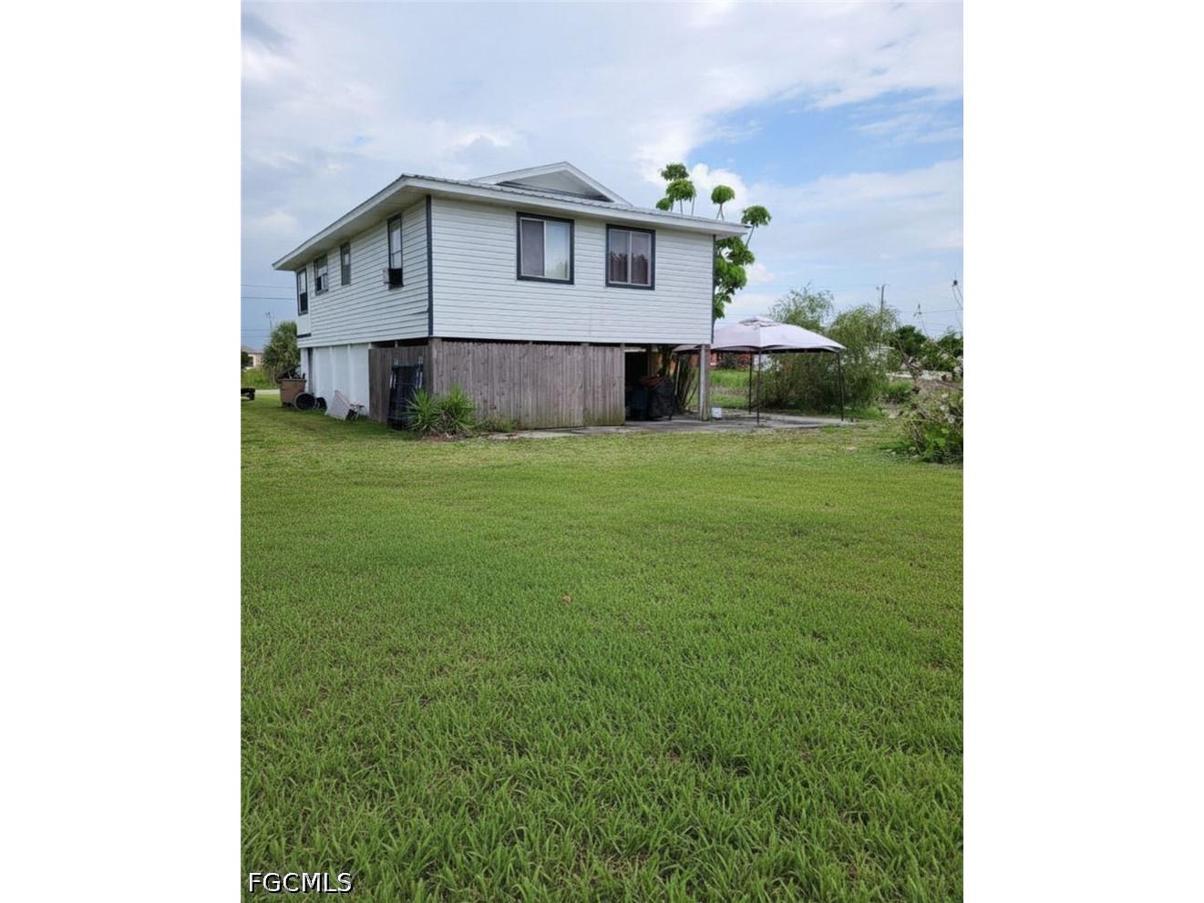 4106 22nd Street SW Lehigh Acres FL 33976 2026023975 image2