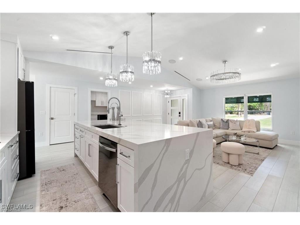 4106 3rd Avenue SW Naples FL 34119 225082135 image3