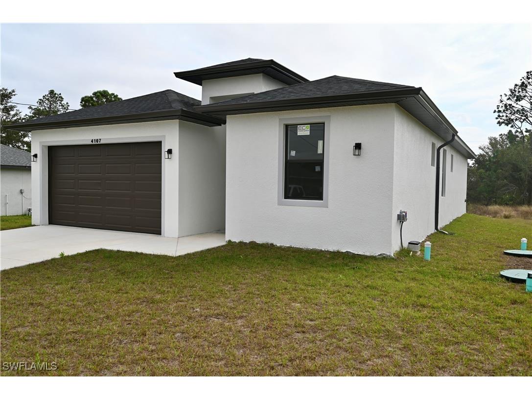 4107 13th Street SW Lehigh Acres FL 33976 226003603 image3