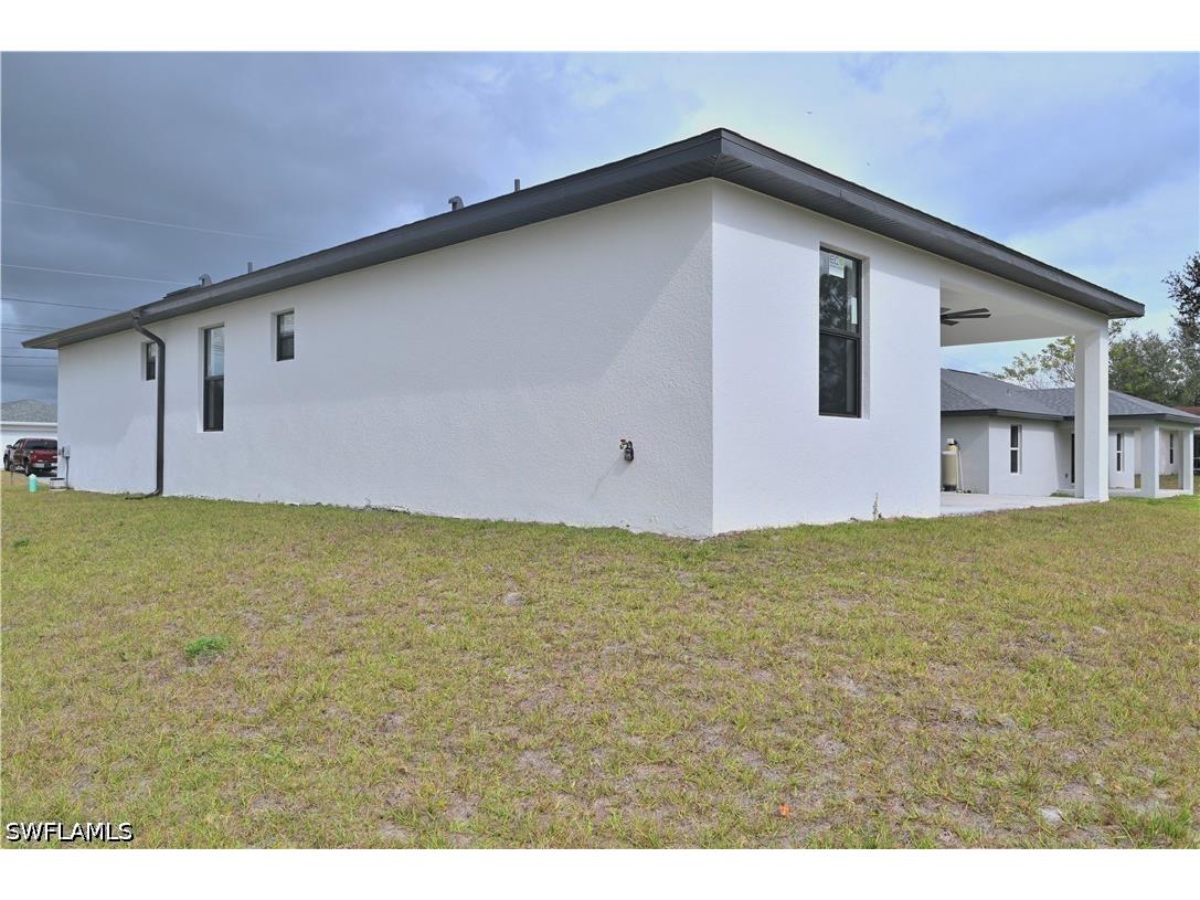 4107 13th Street SW Lehigh Acres FL 33976 226016551 image7