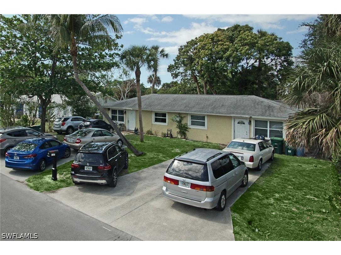 4107 Mindi Avenue Naples FL 34112 226013397 image1