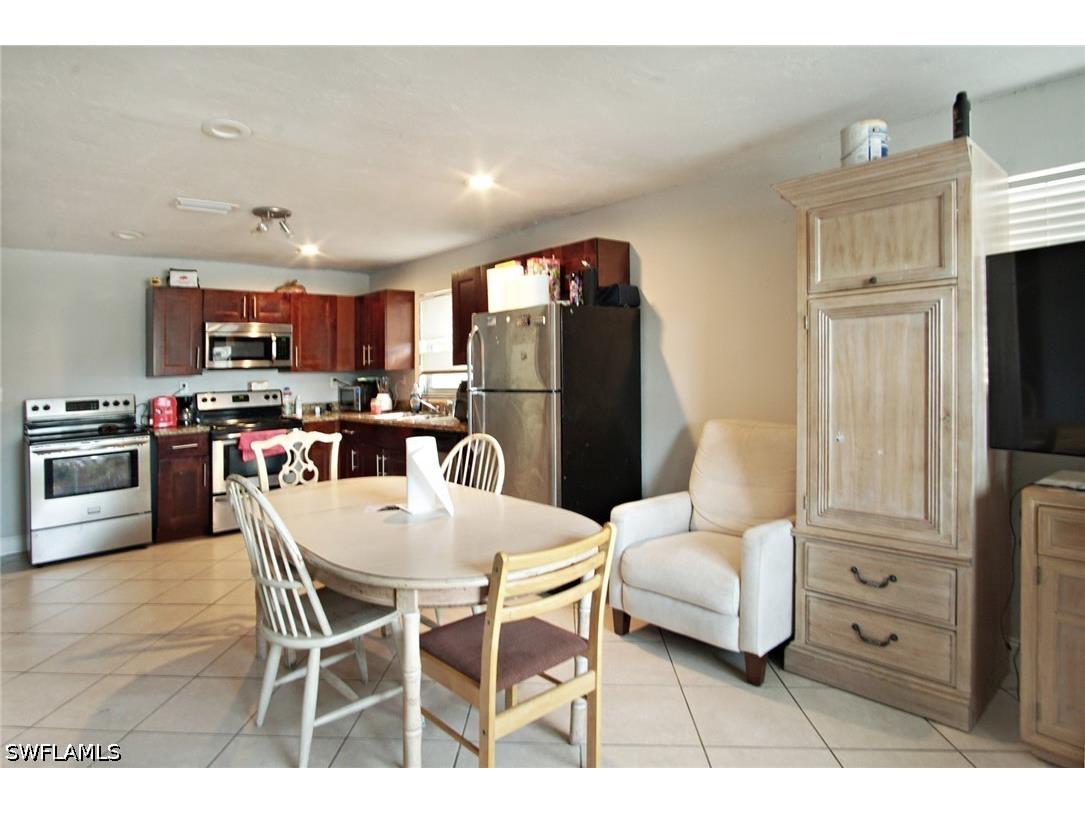 4107 Mindi Avenue Naples FL 34112 226013397 image4