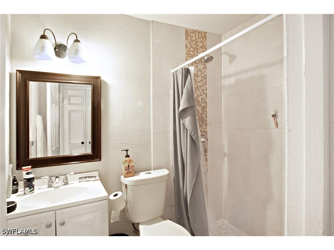 4107 Mindi Avenue Naples FL 34112 226013397 image8