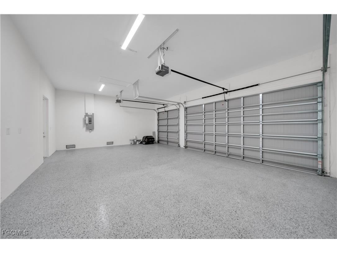 4107 NW 37th Street Cape Coral FL 33993 2025002898 image15