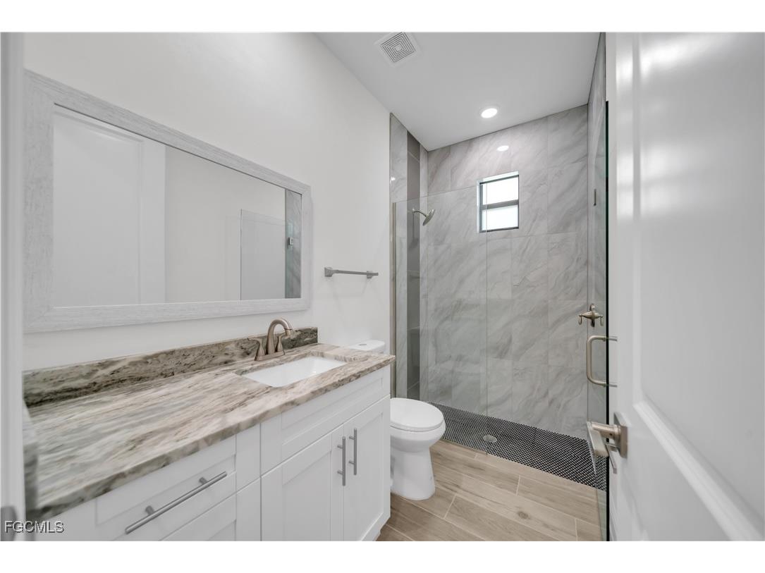 4107 NW 37th Street Cape Coral FL 33993 2025002898 image18