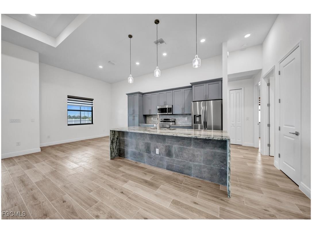 4107 NW 37th Street Cape Coral FL 33993 2025002898 image43