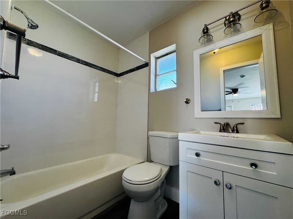 4107 SE 18th Place #A Cape Coral FL 33904 2026006532 image17