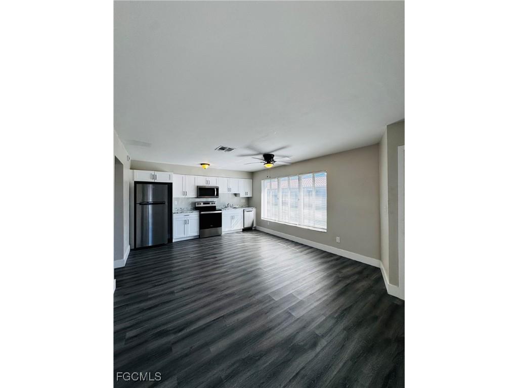 4107 SE 18th Place #A Cape Coral FL 33904 2026006532 image7