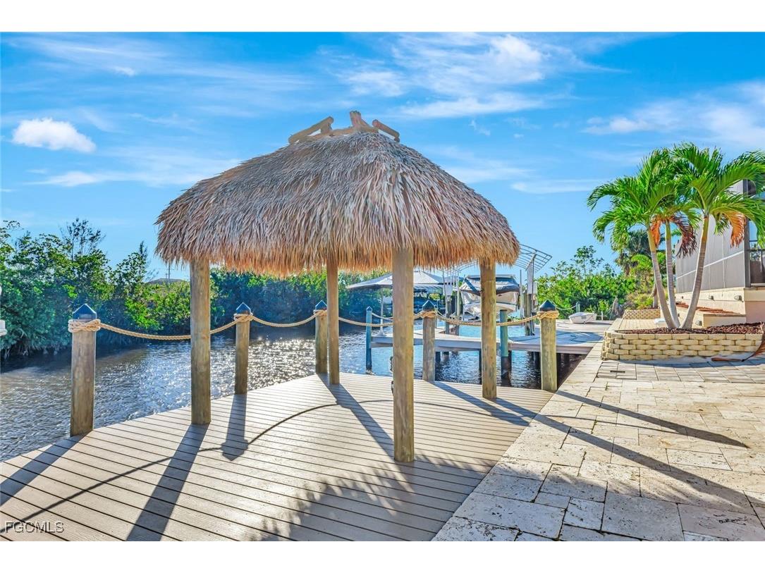 4107 SW 11th Avenue Cape Coral FL 33914 2025022710 image40