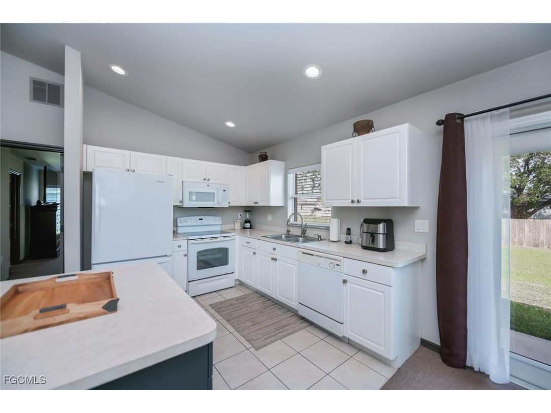 4108 13th Street SW Lehigh Acres FL 33976 2025019446 image4