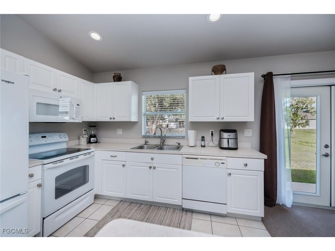 4108 13th Street SW Lehigh Acres FL 33976 2025019446 image5