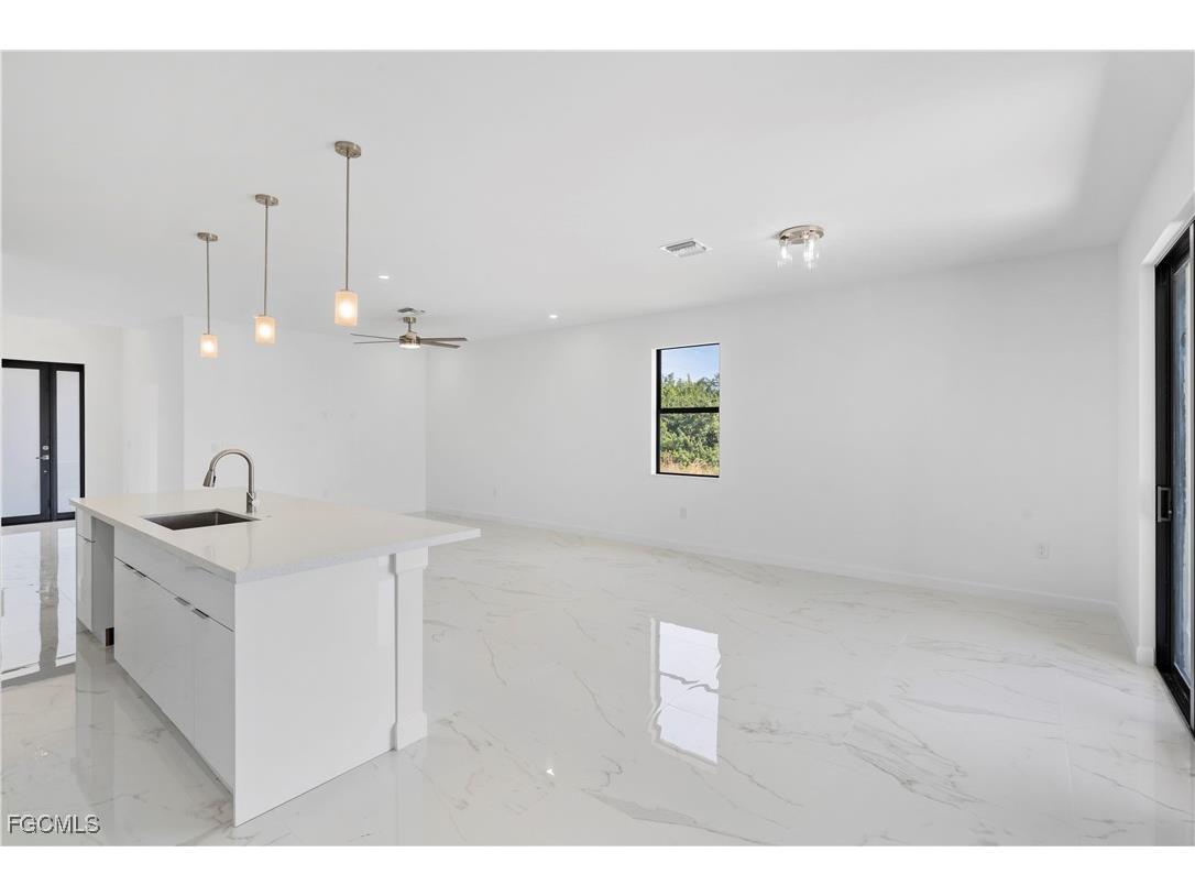 4109 17th Street SW Lehigh Acres FL 33976 2026003660 image9