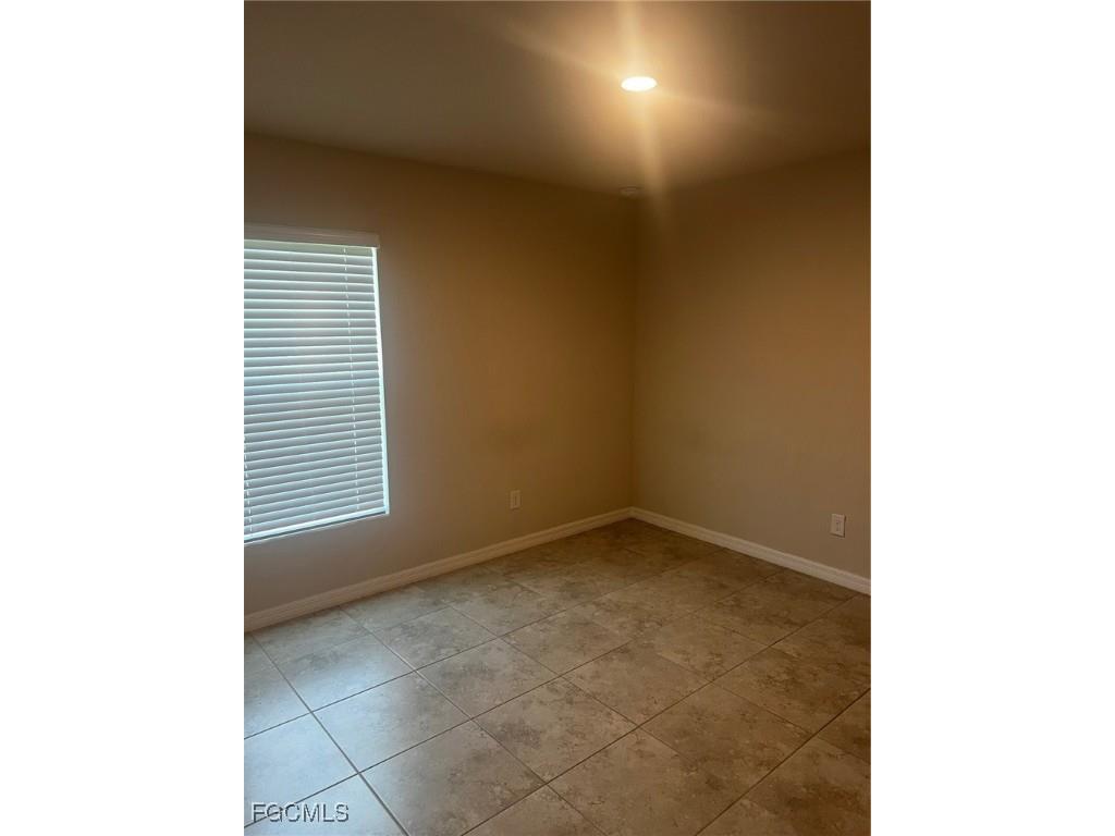 4109 NE 22nd Avenue Cape Coral FL 33909 2025003663 image9