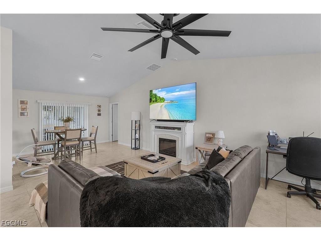 4109 NE 22nd Avenue Cape Coral FL 33909 2026009214 image4