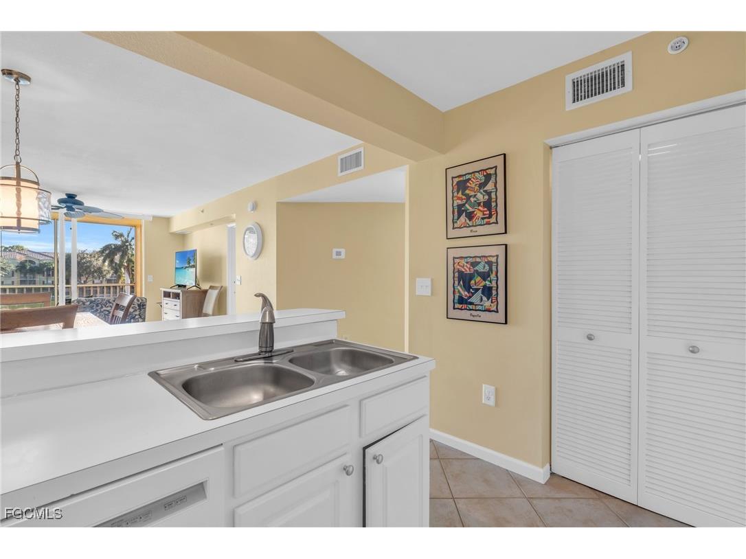 4109 Residence Drive #510 Fort Myers FL 33901 2025008369 image11