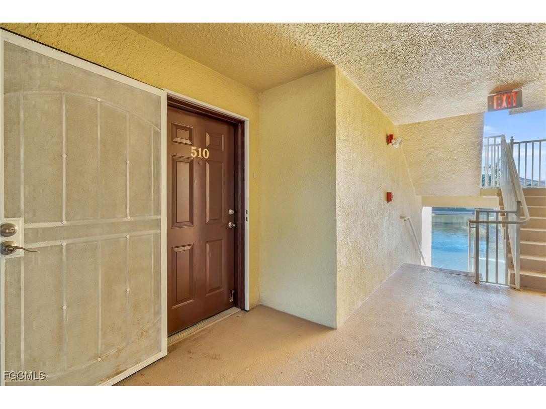 4109 Residence Drive #510 Fort Myers FL 33901 2025008369 image4