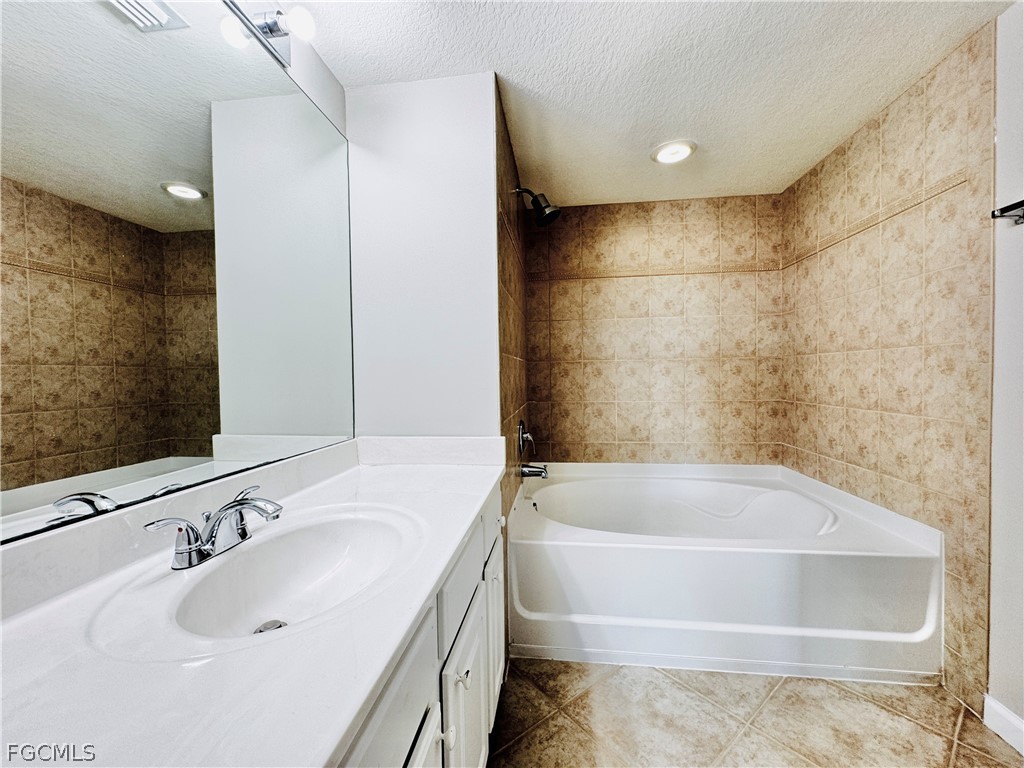 4109 Residence Drive #520 Fort Myers FL 33901 2026009475 image23
