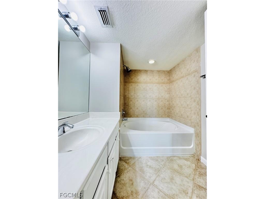 4109 Residence Drive #520 Fort Myers FL 33901 2026009475 image24