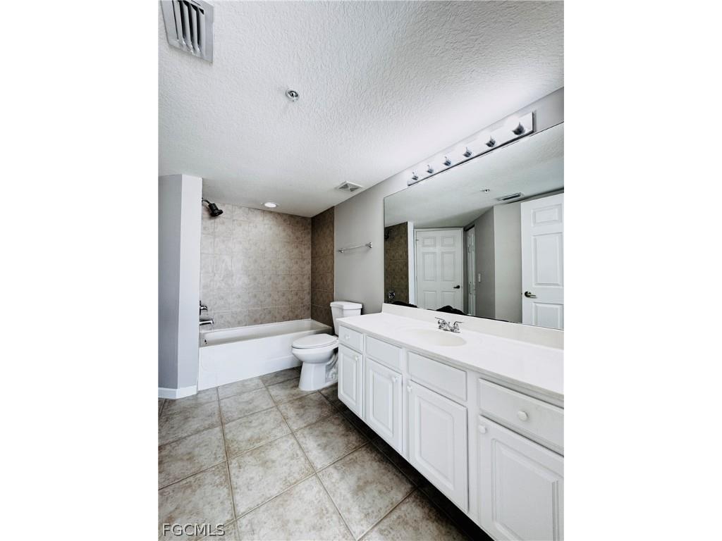 4109 Residence Drive #520 Fort Myers FL 33901 2026009475 image34