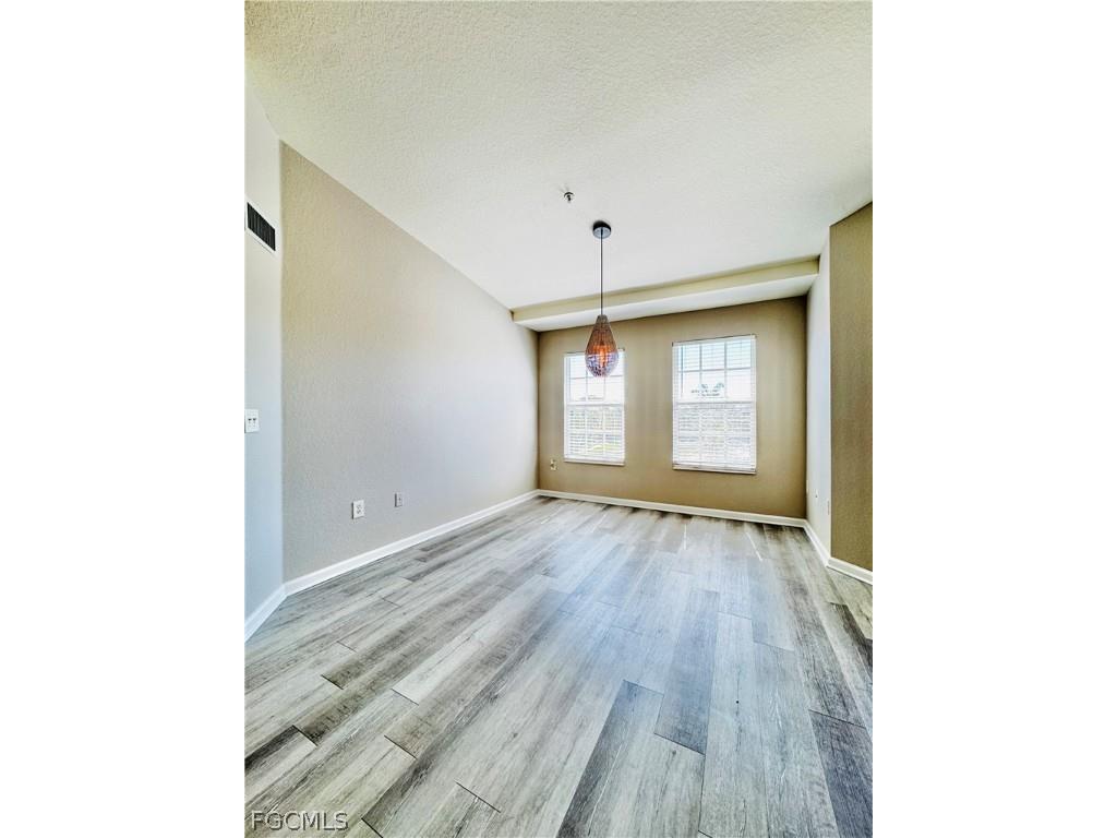 4109 Residence Drive #520 Fort Myers FL 33901 2026009475 image5