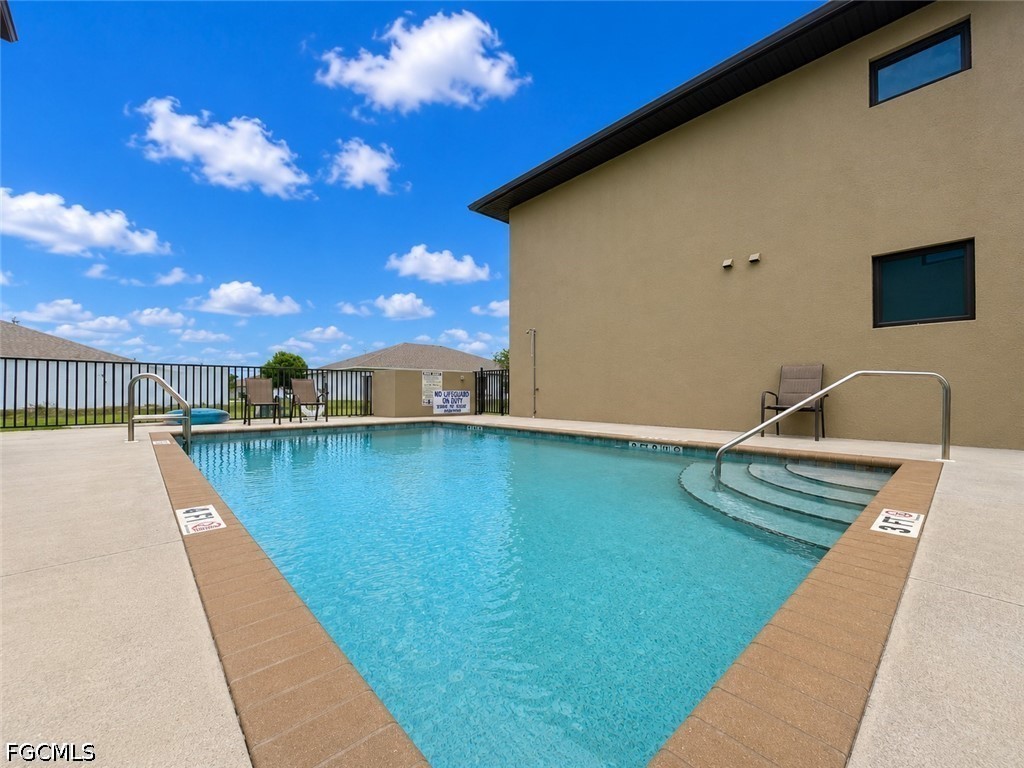 4109 SW 8th Place #201 Cape Coral FL 33914 2026025137 image1